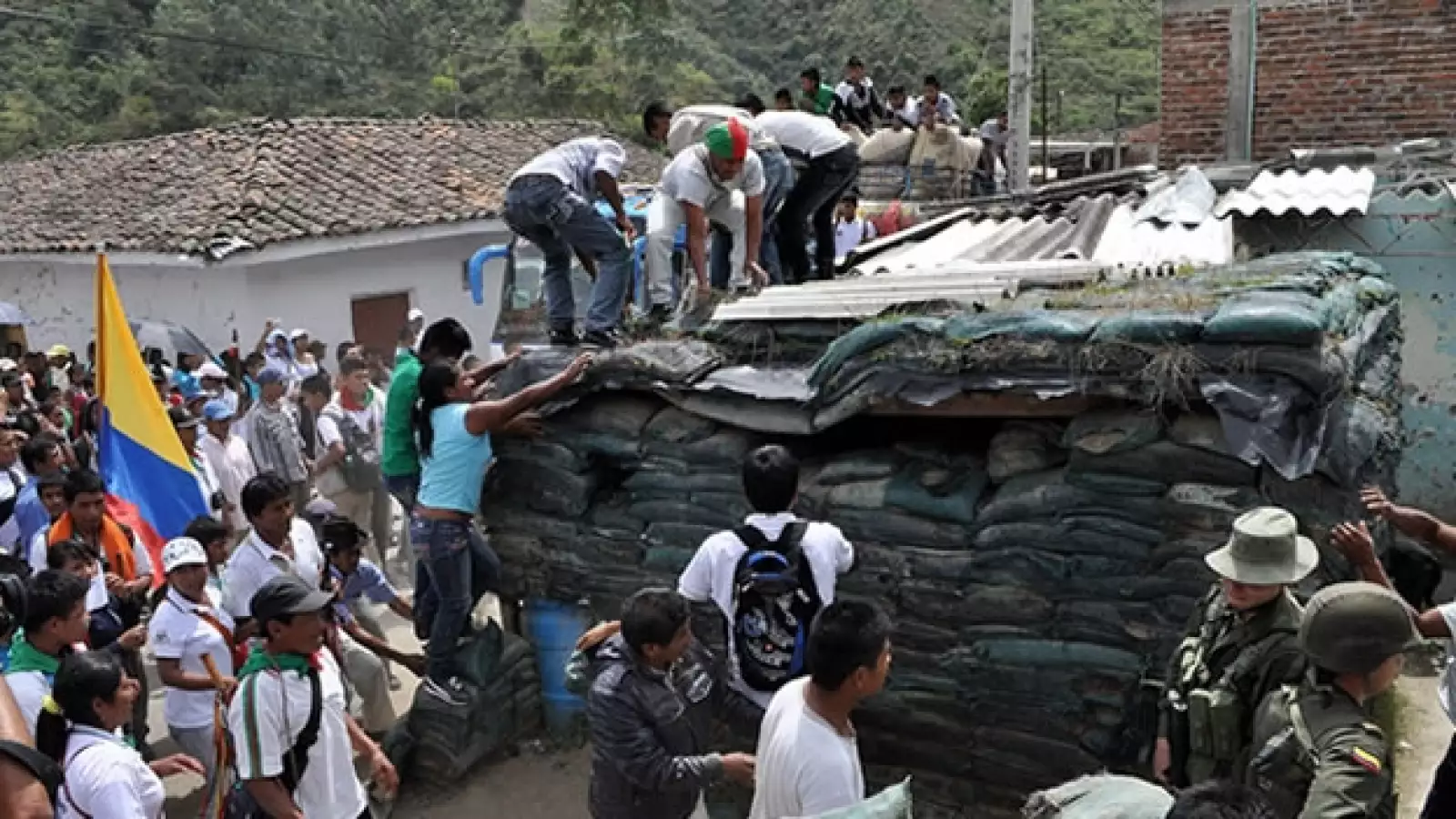 GUERRILLA, EJERCITO, TORIBIO