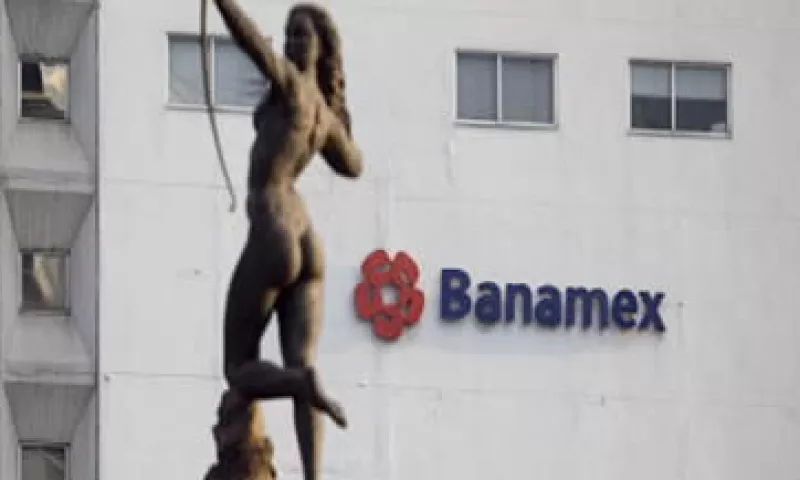 Banamex lideró la lista de los bancos multados por la CNBV por segundo mes consecutivo. (Foto: Archivo)
