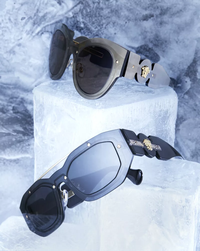Life and Style Versace 1.jpg