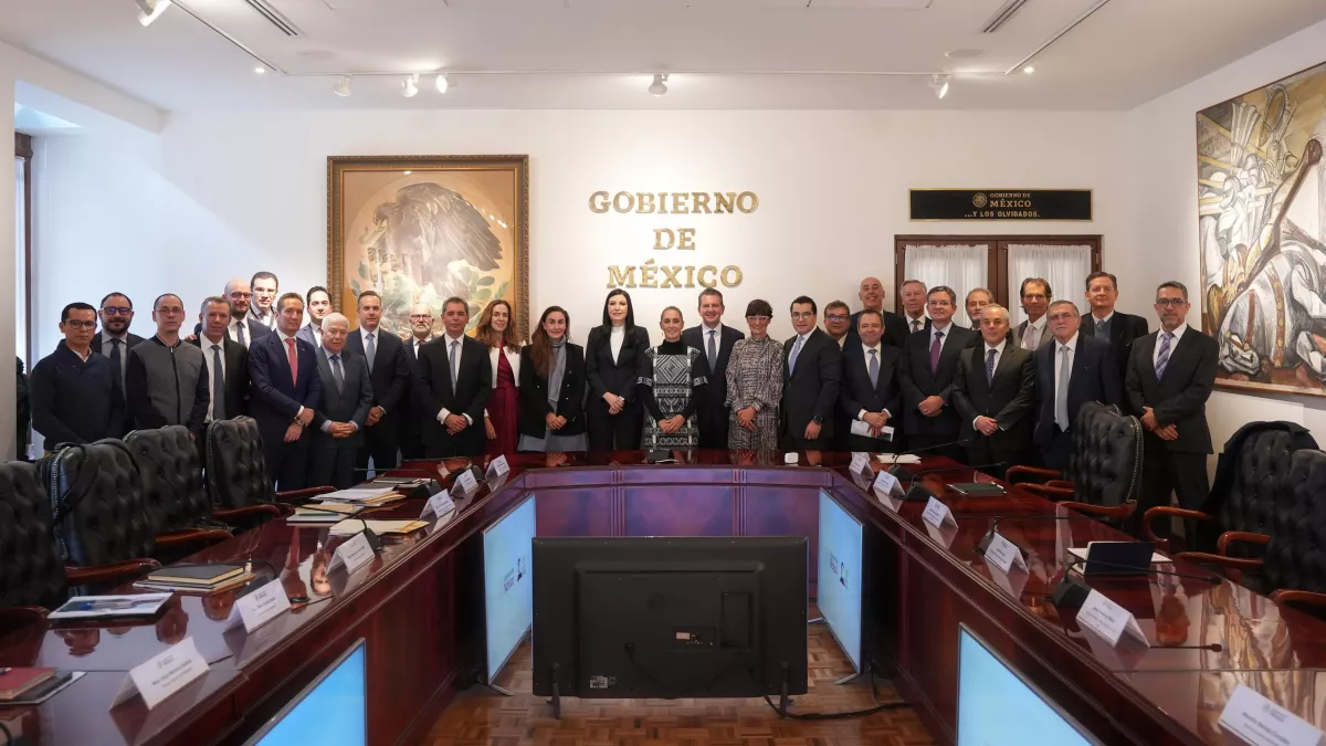 sheinbaum se reune con banqueros