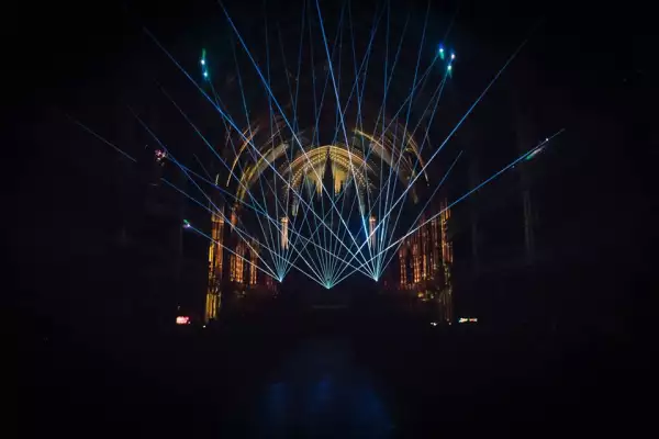AURA