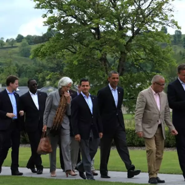 En la segunda quincena de junio visitó Londres, donde dio una conferencia magistral organizada por Chatham House; además, participó en la Cumbre del G8 en Belfast, Irlanda del Norte. En 2012, como presidente electo, estuvo en Alemania, Gran Bretaña, Españ