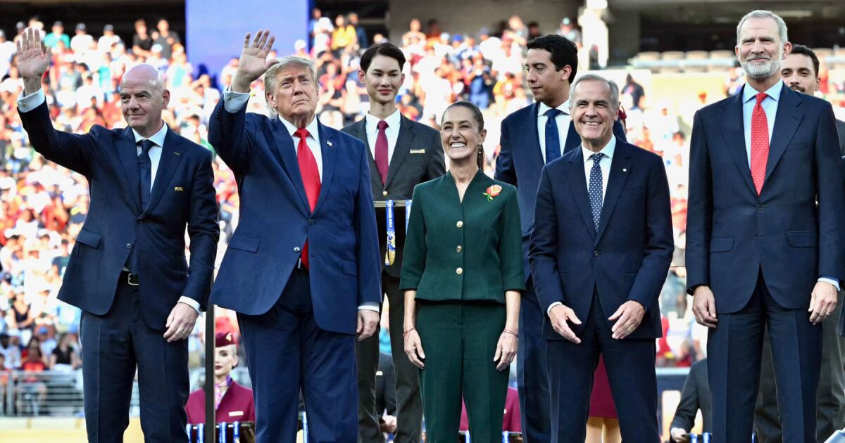 TRUMP DESATA GUERRA COMERCIAL: ARANCEL DE 50% A CANADÁ