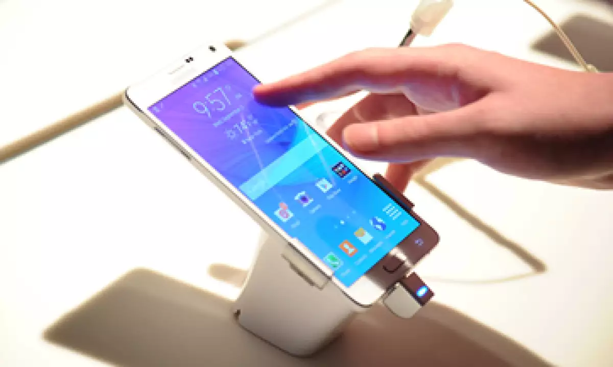 Nunca antes, Samsung había lanzado a la venta un smartphone en China previo a otros mercados. (Foto: Getty Images)