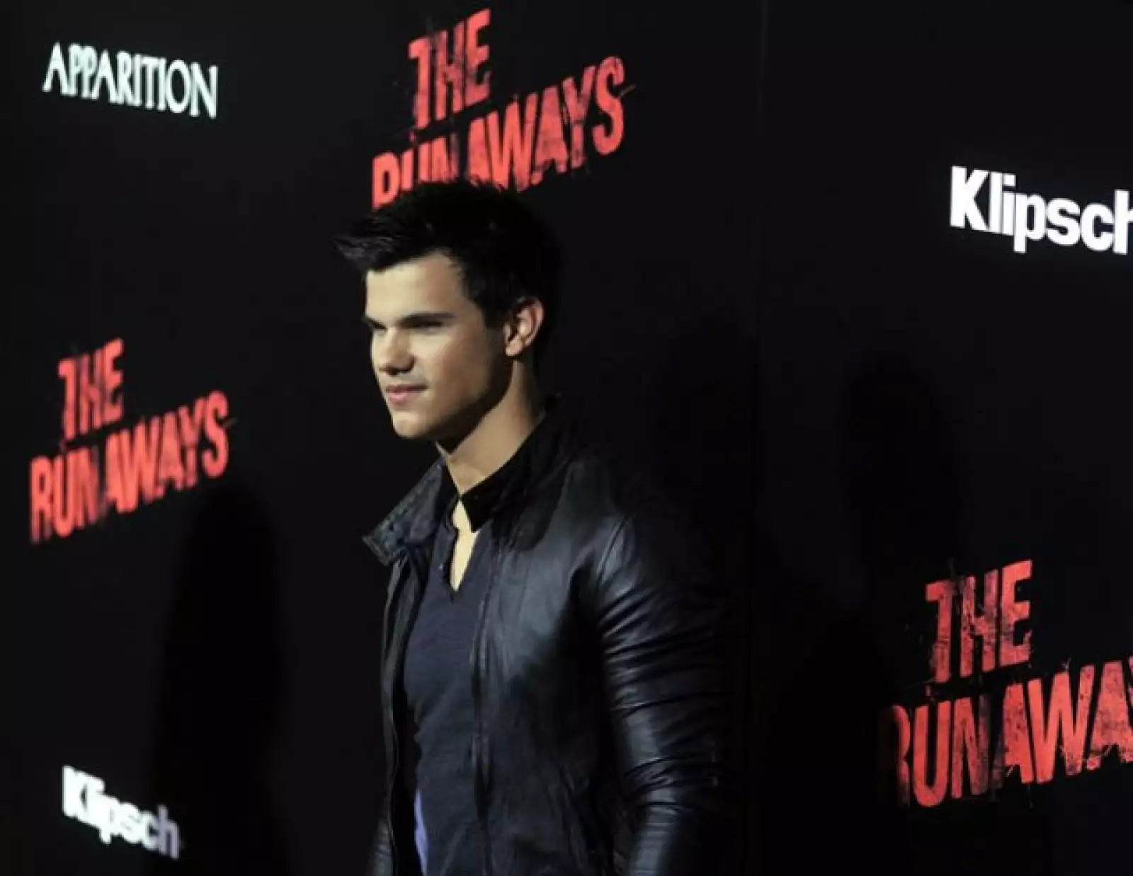 En la premiere de la película The Runaways en el Teatro Arclight en Hollywood, California.