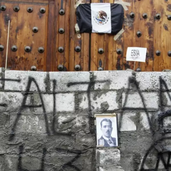 Muro realizado por estudiantes del IPN 