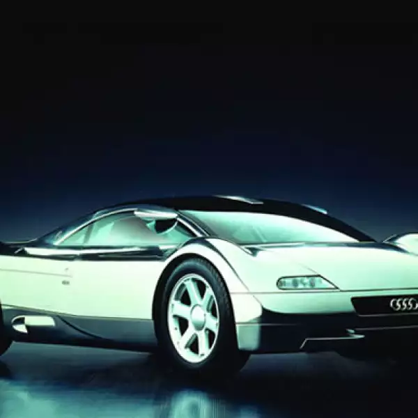 En 1991, Audi el modelo Avus Quattro en el Auto Show de Tokio.