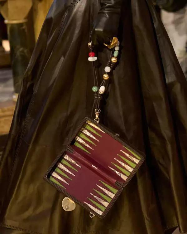 Cult gaia bolsas únicas.jpg