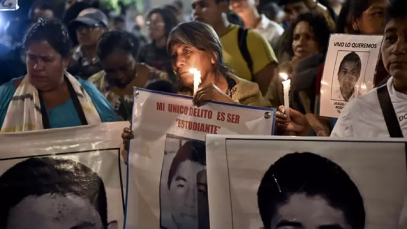 marcha 31 de diciembre ayotzinapa