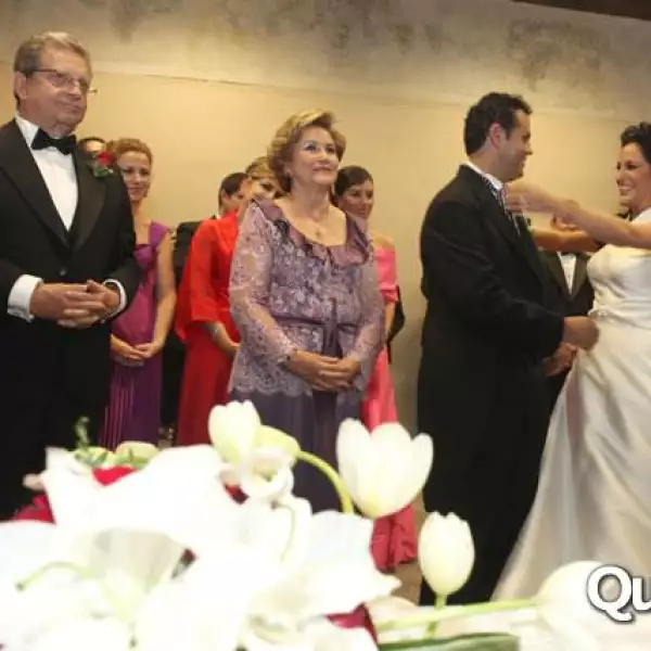 Guillermo Ochoa,Ana Maria Millan,Guillermo Ochoa y Danielle Dithurbide