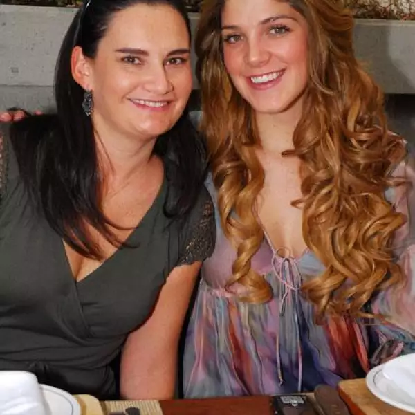 EMBAJADORAS DE AGAVIA Y RG SANCHEZ