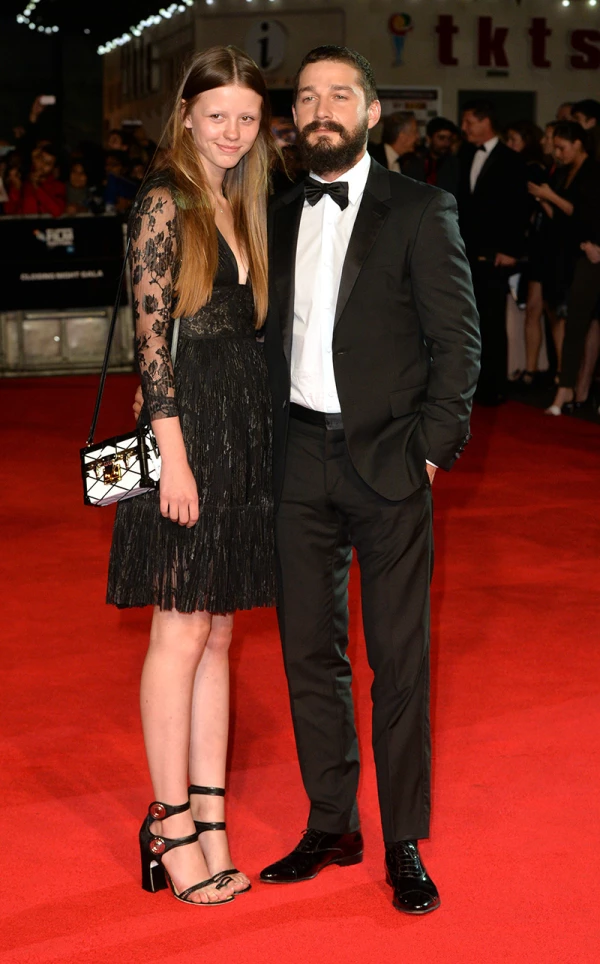 Los actores Mia Goth y Shia Labeouf