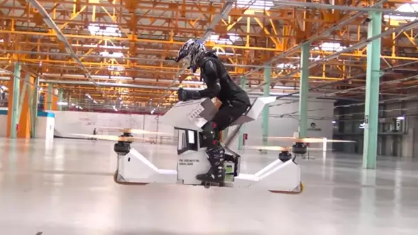 Moto voladora