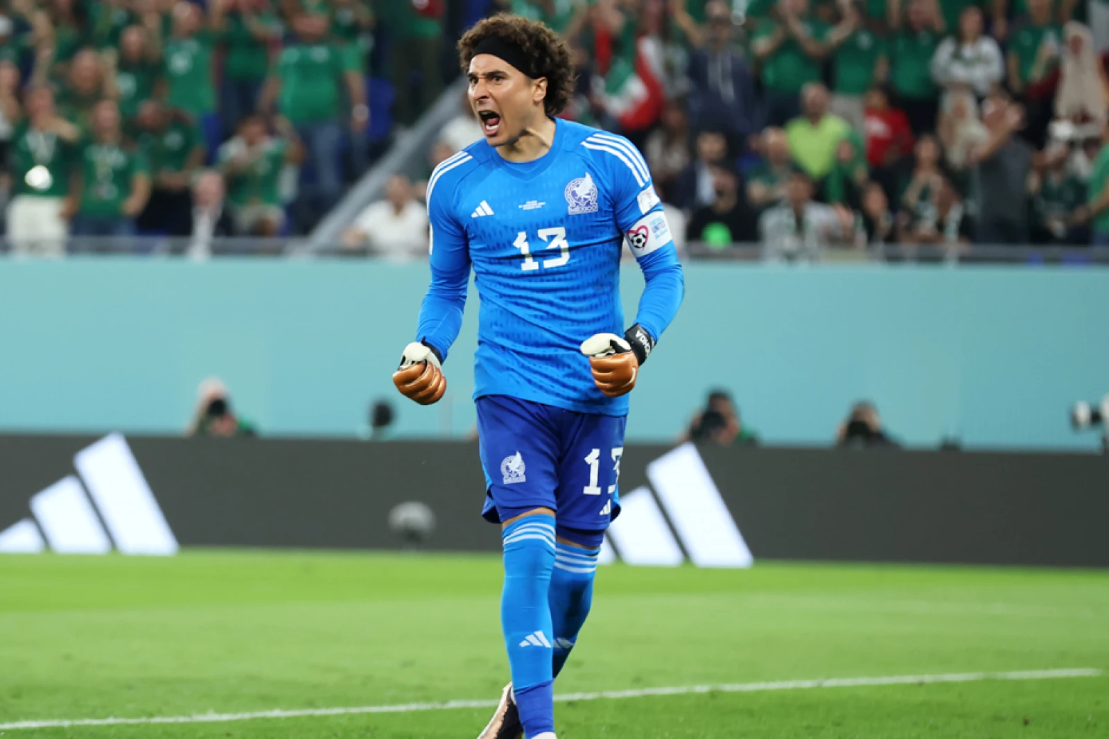 EnFotos El momento en que Memo Ochoa tuvo a México en sus manos