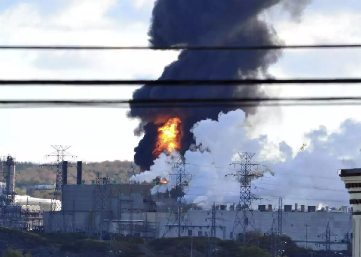 explosi�n en refiner�a Saint John de Irving Oil de Canad�