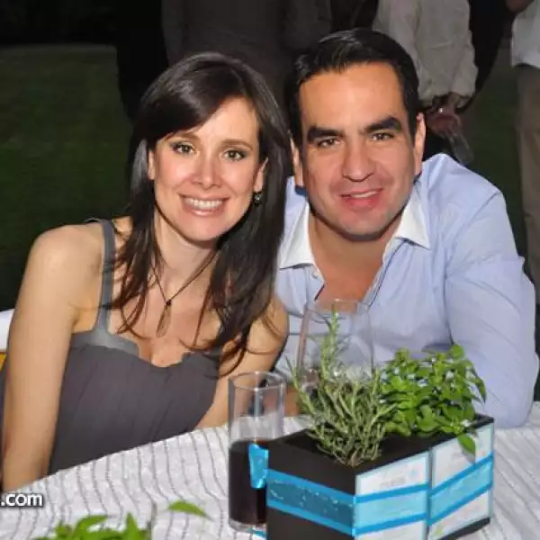 Marcela Hernández,Carlos de la Torre