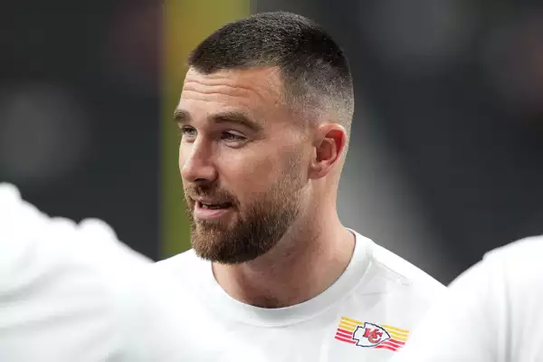 travis kelce  buzz cut .png