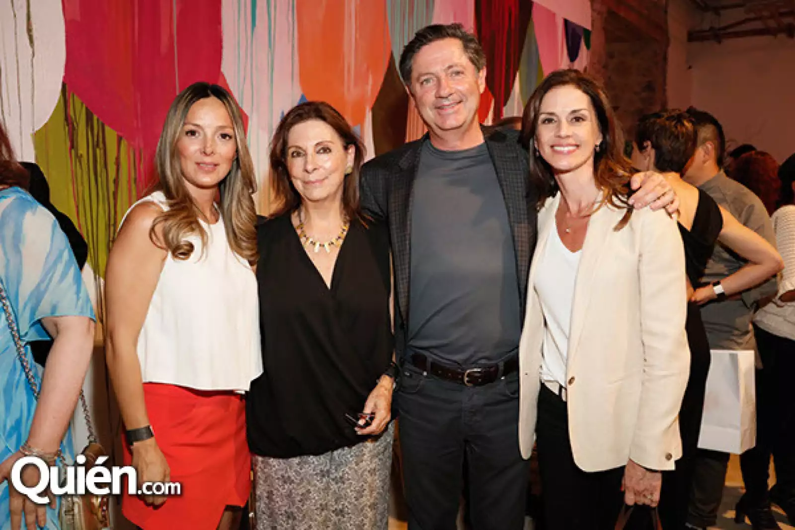 Maricela Llerena, Lilia Clark, Eugenio Clark y Maria Elena González