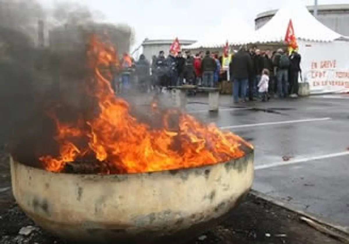 Aunque las protestas se prolongaron durante semanas, este lunes parecían amainar. (Foto: AP)