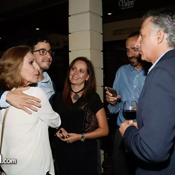 Angeles Cantu, Santiago Díaz, Alejandra Murrieta, Juan Carlos Díaz y Mauricio Simon