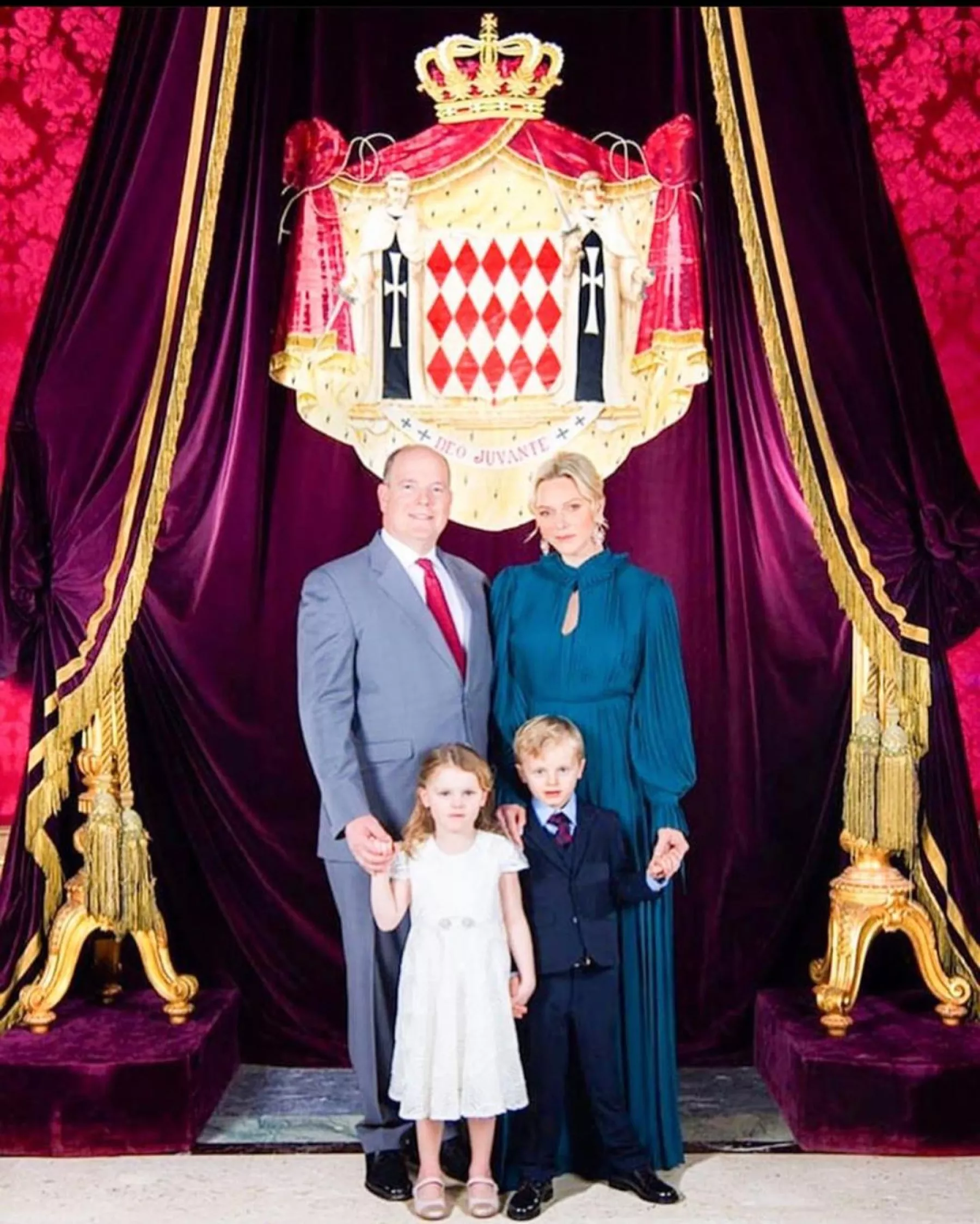 Alberto de Mónaco, Charléne de Mónaco, Gabriella y Jacques