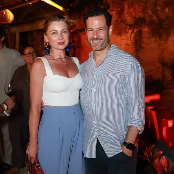 Ludwika Paleta y Emiliano Salinas