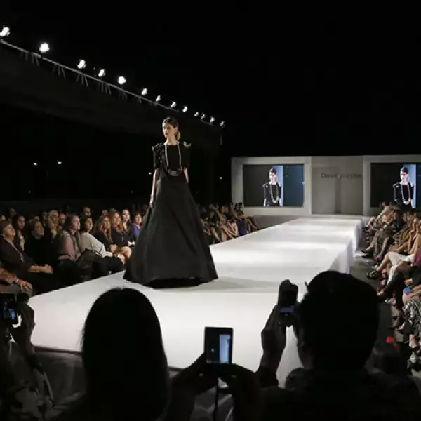 Desfile colección visiones de Daniel Espinosa