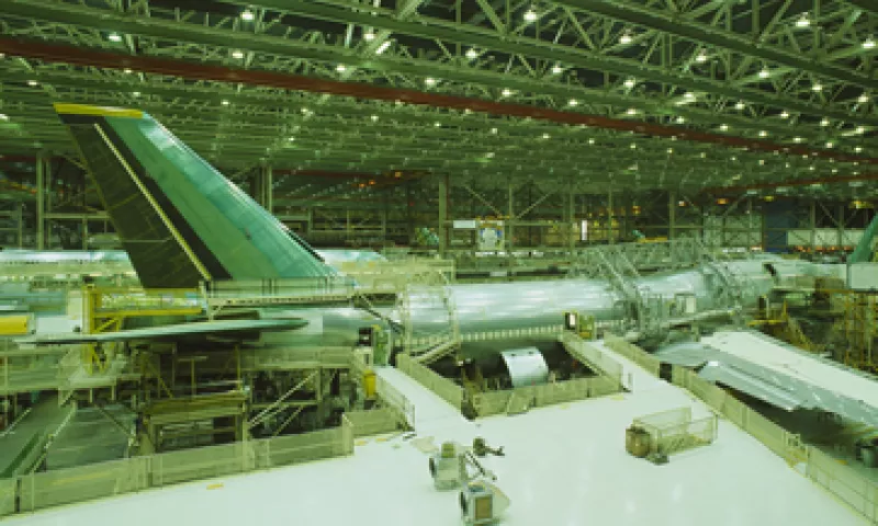 La edad promedio de los empleados de la industria aeroespacial en EU es de 45 años. (Foto: Getty Images)