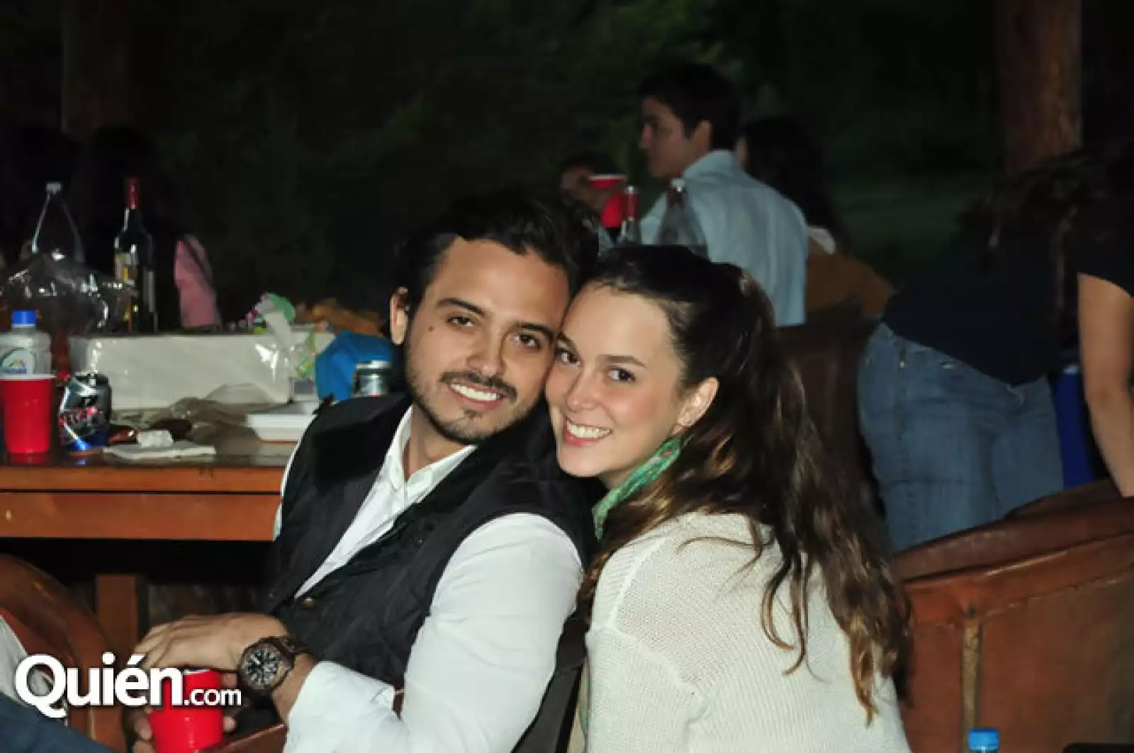 Mario de León,Brenda Padilla