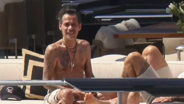 Marc Anthony luce extremadamente delgado en fotos