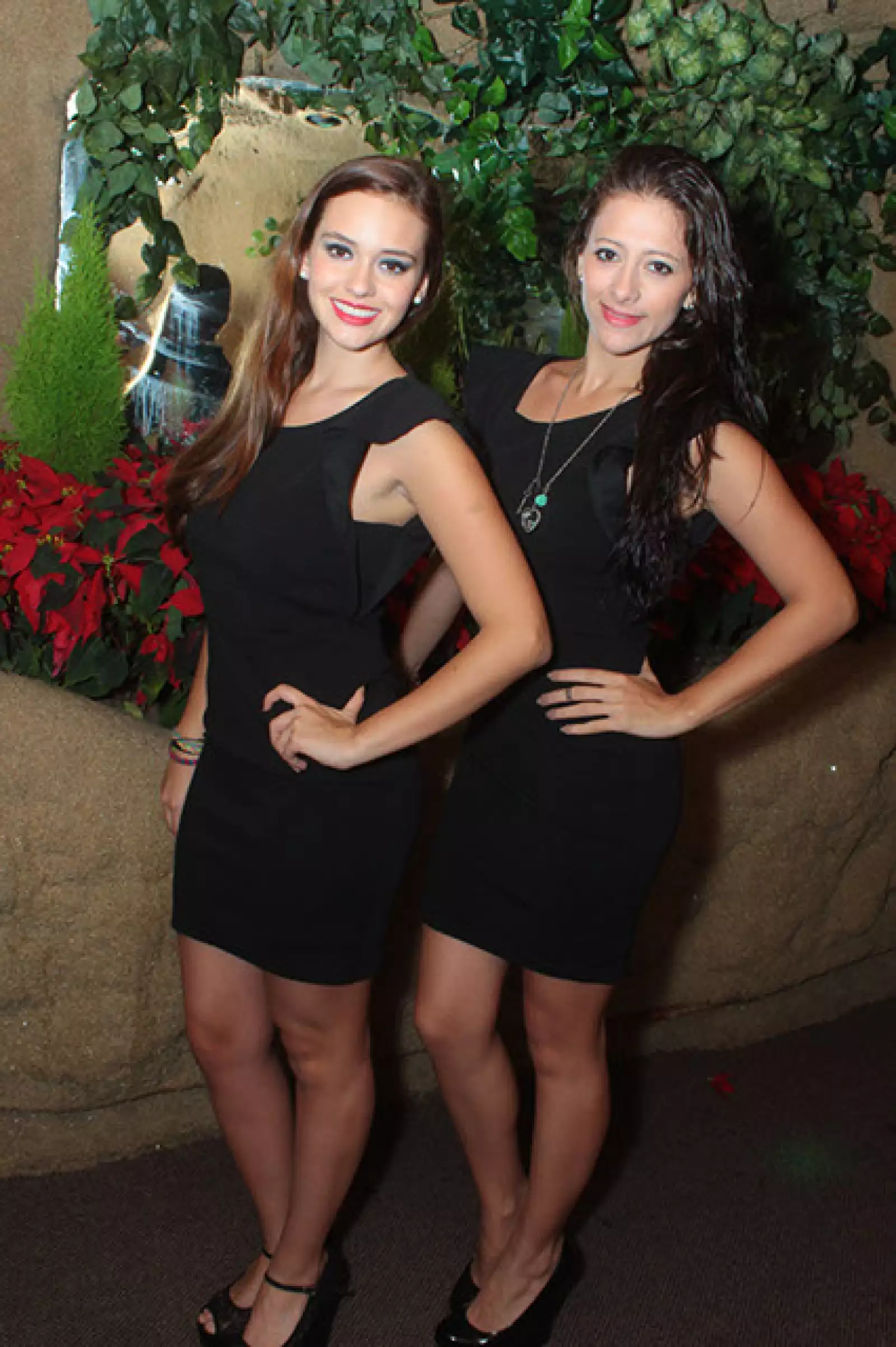 Ale Valenzuela y Almudena Gómez