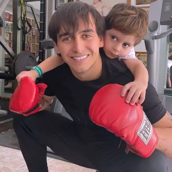 julian-figueroa-hijo.jpg