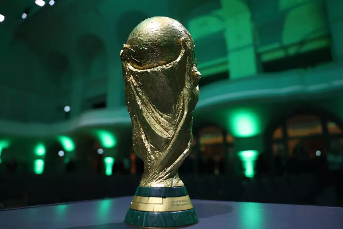 Foto del trofeo de la Copa Mundial de Futbol.