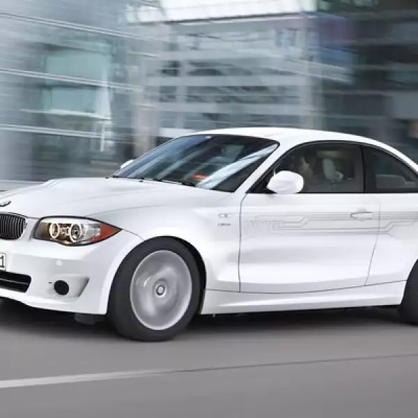 La apuesta ‘verde’ de BMW ‘arranca’ con este modelo, que iniciará su recorrido por las calles de Estados Unidos en el año 2013, con cerca de 1,000 unidades.