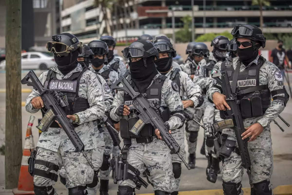 Militares
