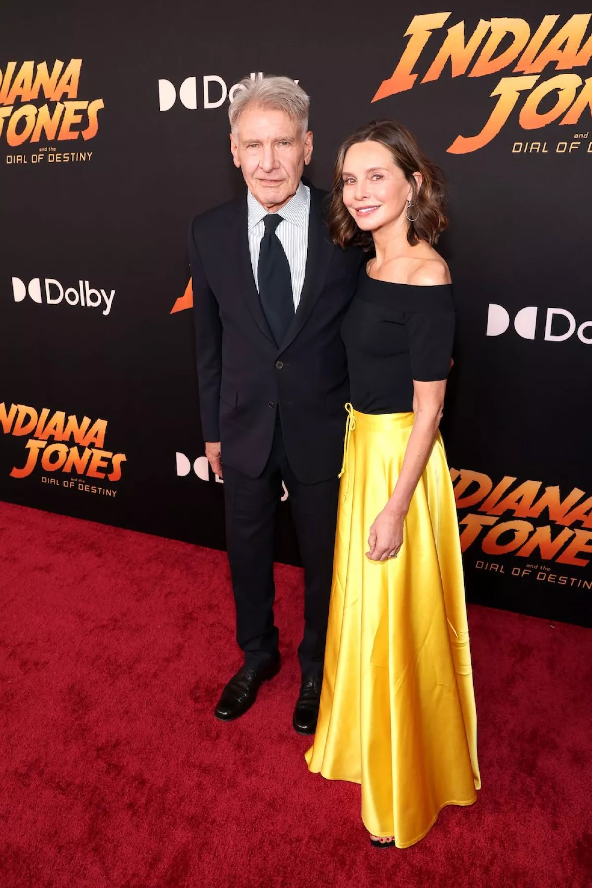 Calista Flockhart y Harrison Ford en la red carpet de Indiana Jones