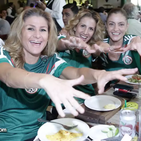Liza Guindi, Julie Helfon, Lilian Helfon