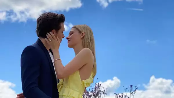 Brooklyn Beckham y Nicola Peltz.