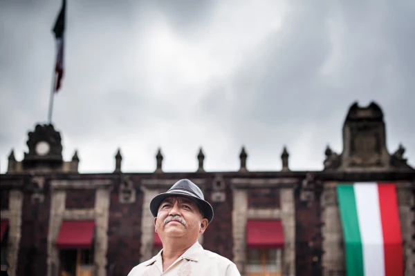 Influencia Positiva, Octavio Estrada