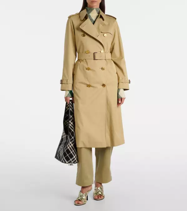BURBERRY TRENCH COAT