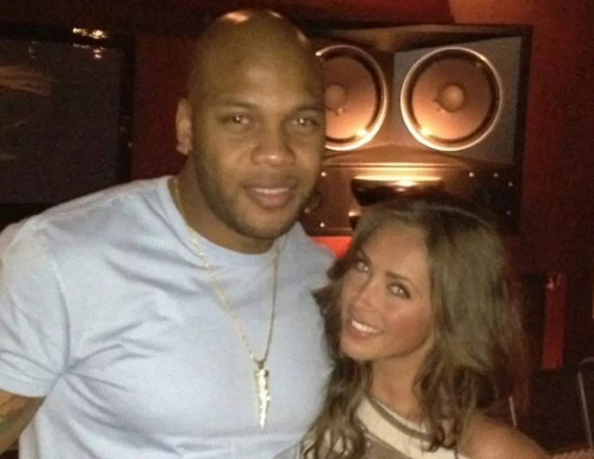Con Flo Rida, Anahí tendrá quiso diversificar los ritmos que cantará y grabará un tema en inglés.