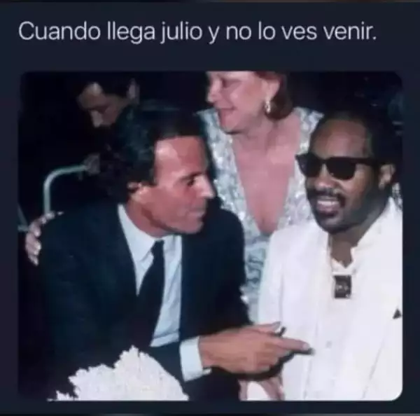 memes de julio iglesias 2025