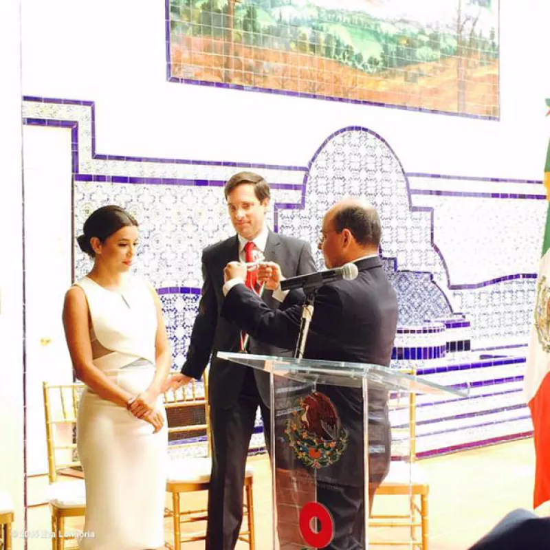 La actriz recibió por parte del gobierno mexicano un premio por su trabajo a favor de la comunidad hispana en Estados Unidos, y su íntima amiga no evitó felicitarla en redes sociales.