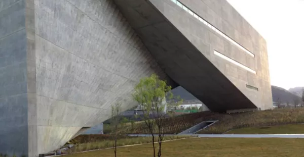 Centro Roberto Garza Sada - Tadao Ando
