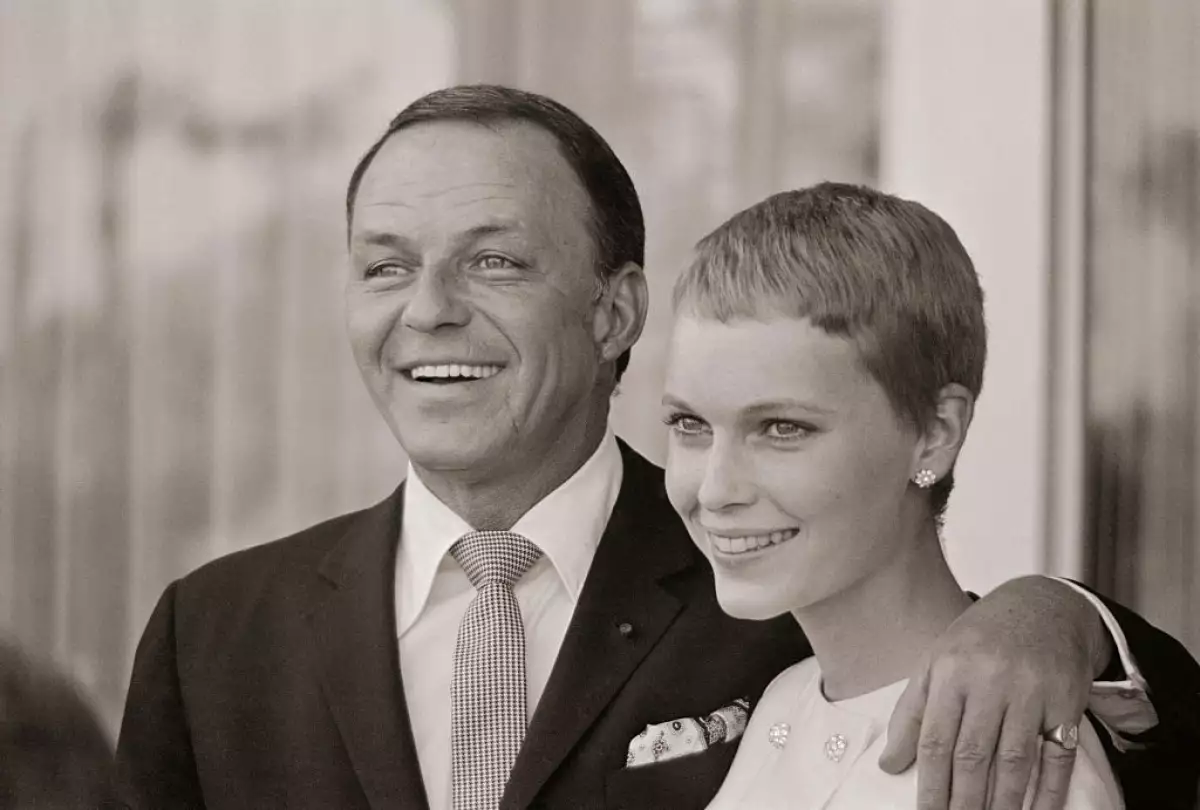 Mia Farrow and Frank Sinatra Posing Together