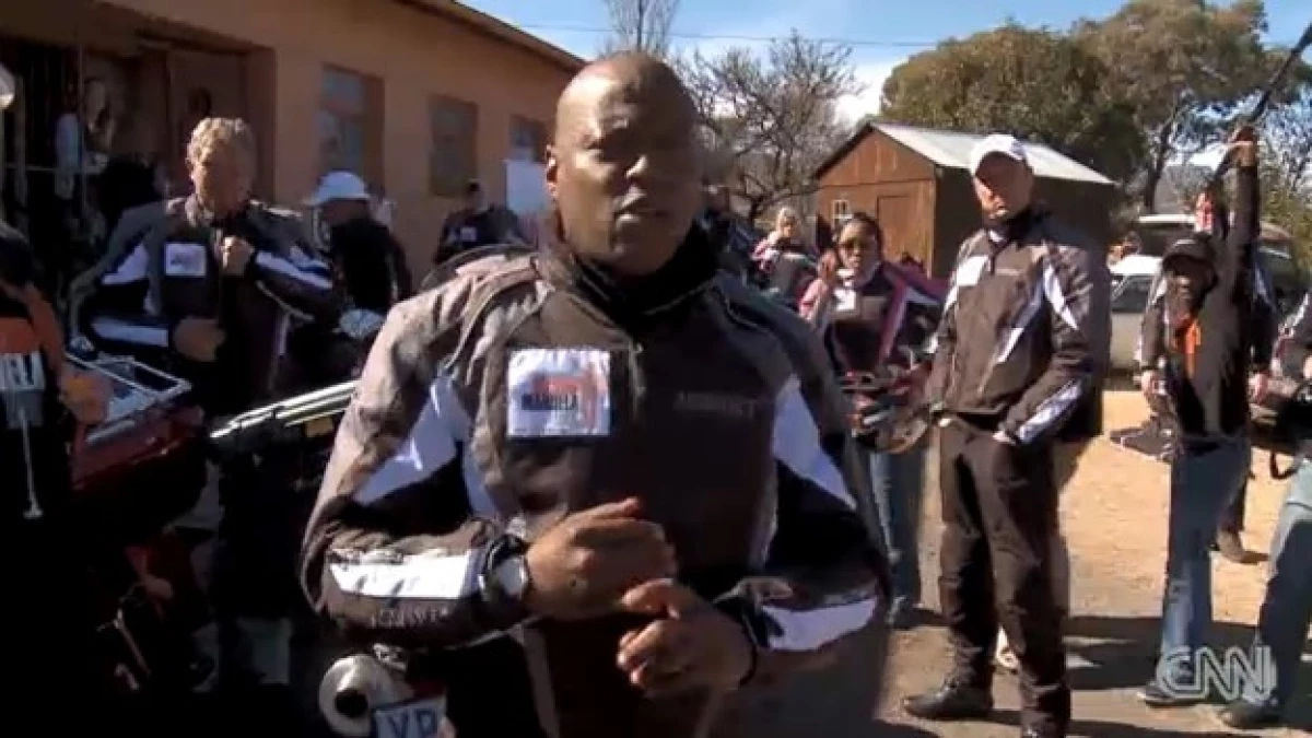 Sudáfrica - motociclistas - Día de Mandela