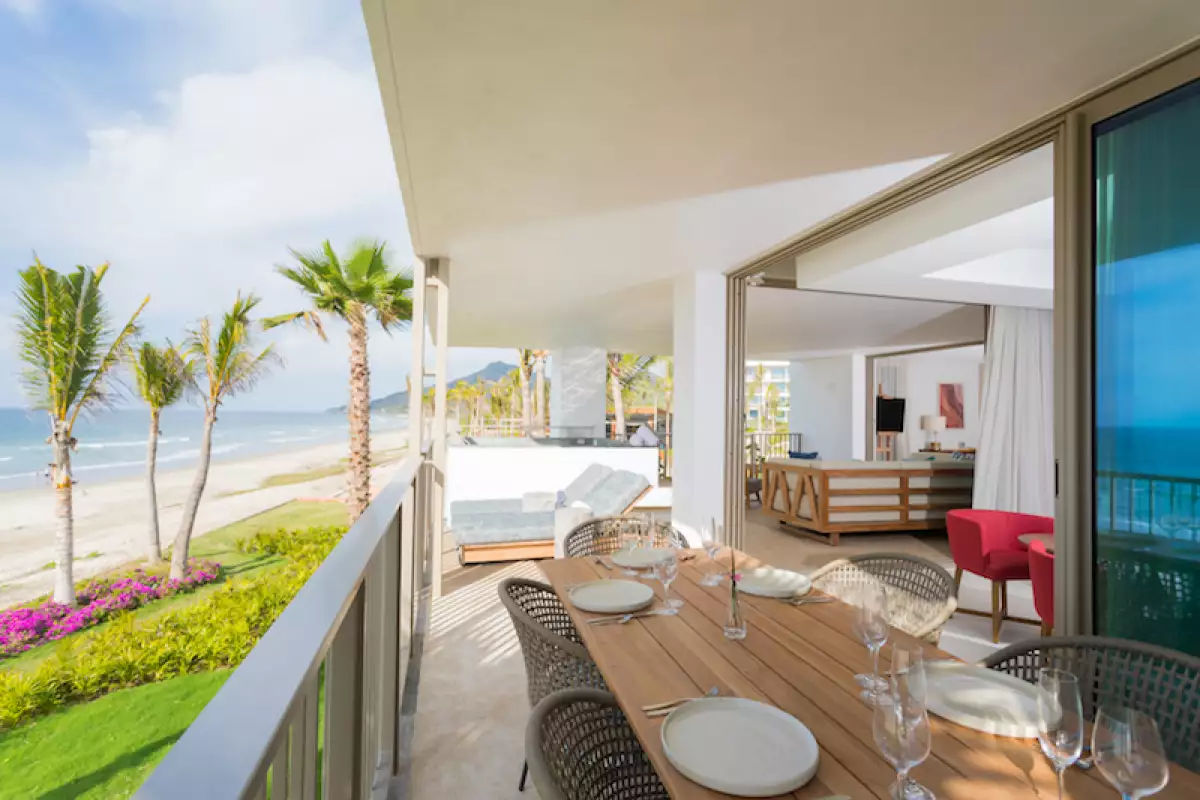 Life and Style Conrad Punta Mita 5.jpg