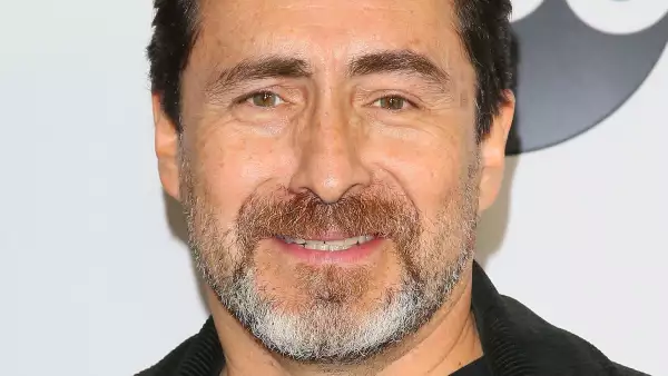 Demian Bichir
