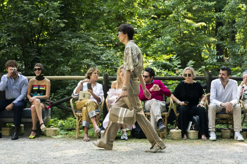 Fendi m S20 030b.jpg