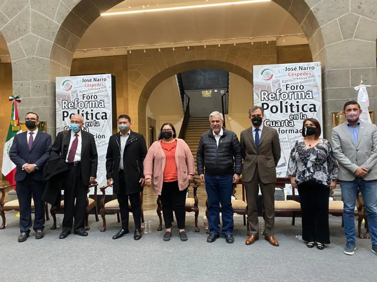 Lorenzo Córdova habló por primera vez en un foro de morenistas.